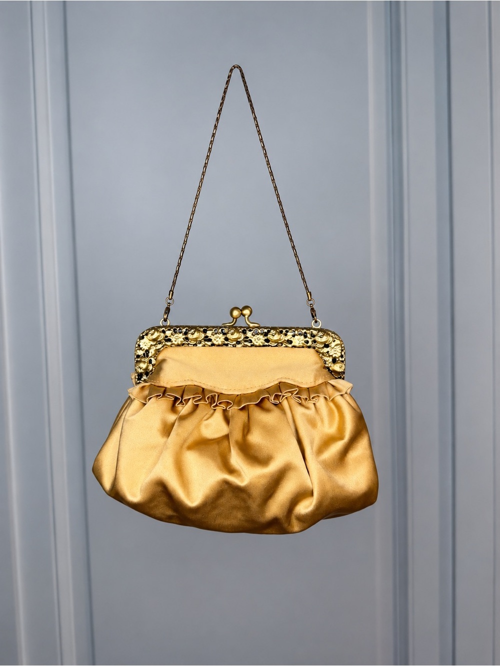Vintage Badgley Mischka Gold Floral Bag